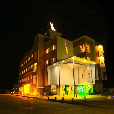 Hotel Queens Inn Velankanni Eksteriør billede