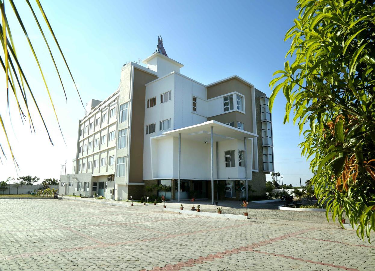 Hotel Queens Inn Velankanni Eksteriør billede